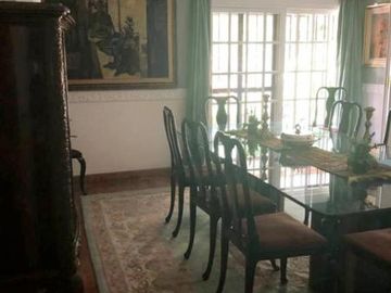 Casa en venta 5 dormitorios. La Horqueta. San Isidro.