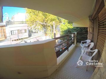 Gran Chalet Ideal Vivienda Multifamiliar + Profesional en Exc Sector
