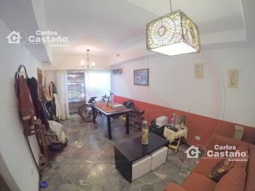 Gran Chalet Ideal Vivienda Multifamiliar + Profesional en Exc Sector