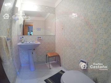 Gran Chalet Ideal Vivienda Multifamiliar + Profesional en Exc Sector