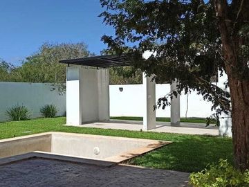 Venta de Residencia de Lujo en NorteMérida – Ubicación Exclusiva y Diseño