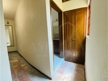 Casa sola con alberca en venta en Lomas de Cortes Cuernavaca, Morelos