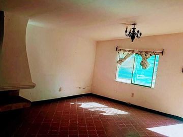 CASA DE CAMPO EN LOS PINOS CAMPESTRE ZAPOPAN