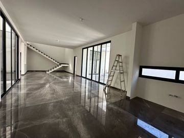 CASA EN VENTA EN PEDREGAL DE LA MONTAÑA CARRETERA NACIONAL