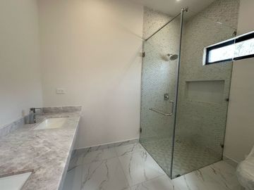 CASA EN VENTA EN PEDREGAL DE LA MONTAÑA CARRETERA NACIONAL