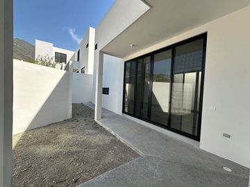 CASA EN VENTA EN PEDREGAL DE LA MONTAÑA CARRETERA NACIONAL