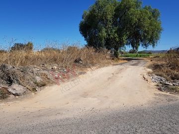 TERRENO EN VENTA DE 8,395 m2 EN ZONA CAMPESTRE Y TRANQUILA
