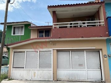 Casa en venta en Fraccionamiento Miramar. Zona norte poniente de la ciudad.