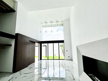 CASA EN VENTA EN GRAN RESERVA LOMAS DE ANGELÓPOLIS