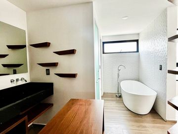 CASA EN VENTA EN GRAN RESERVA LOMAS DE ANGELÓPOLIS