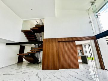 CASA EN VENTA EN GRAN RESERVA LOMAS DE ANGELÓPOLIS