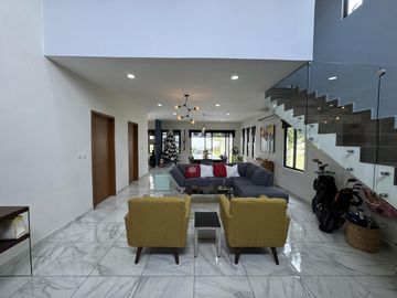 Casa en Fraccionamiento El Sendero Residencial