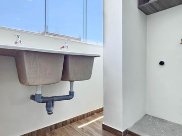 EN VENTA DEPARTAMENTOS CERCA A LA AV. DOLORES · ESTRENO