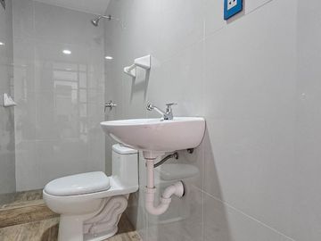 EN VENTA DEPARTAMENTOS CERCA A LA AV. DOLORES · ESTRENO