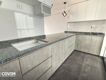 En Venta Departamento en Cayma · Urb. Los Portales