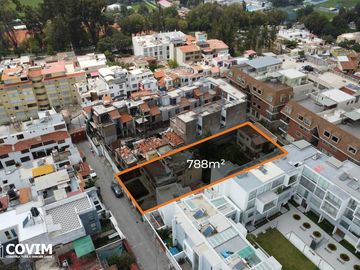 Casa como terreno en Venta en Yanahuara - Cerca del Club Internacional