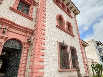 Casa en Venta en Cercado - cerca a la Av. Goyoneche