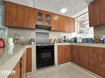 VENDO CASA EN LA URB LOS RODANTES  DEL SUR EN  JOSE LUIS BUSTAMANTE Y RIVERO