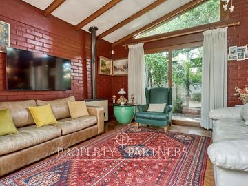 Casa en pasaje cerrado, excelente ubicación. Venta La Reina