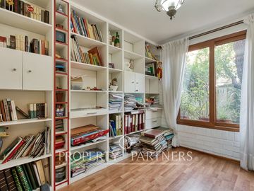 Casa en pasaje cerrado, excelente ubicación. Venta La Reina