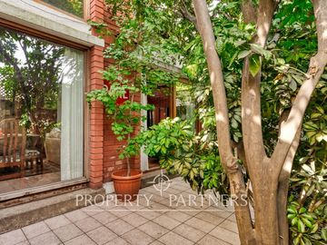 Casa en pasaje cerrado, excelente ubicación. Venta La Reina
