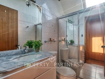 Casa en pasaje cerrado, excelente ubicación. Venta La Reina