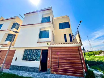 casa en exclusiva residencial de  Cayma  en alquiler