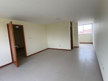 ALUILO DEPARTAMENTO EN URB. EXCLUSIVA DE SELVA ALEGRE