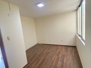 ALUILO DEPARTAMENTO EN URB. EXCLUSIVA DE SELVA ALEGRE
