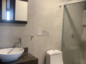 Departamento en primer nivel EN VENTA, sobre Avenida Sierra Leona