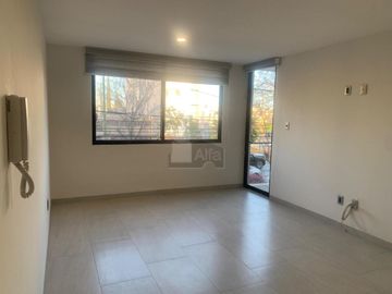 Departamento en primer nivel EN VENTA, sobre Avenida Sierra Leona