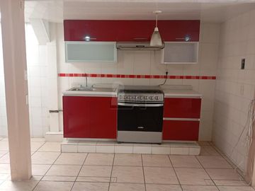 Casa en condominio en venta en Rancho San Lucas, Metepec, México.