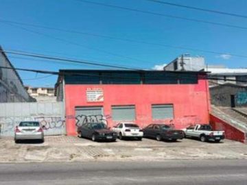 Galpon, Bogeda y terreno en Venta Avenida Mariscal Sucre, Quito BPJOH