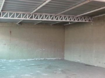 Galpon, Bogeda y terreno en Venta Avenida Mariscal Sucre, Quito BPJOH