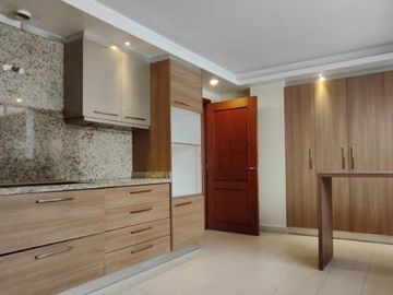 Departamento en Venta, Edificio Lucano, Bellavista, Quito BPWEN