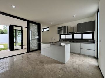 Casa en venta en Mérida, Privada Gaviones, Cholul