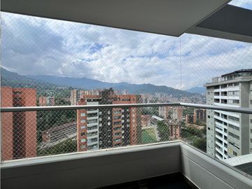 Venta de Apartamento en Envigado Loma de los Mesa