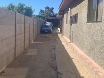 Amplia Propiedad de 700 m2 en Belloto Norte.