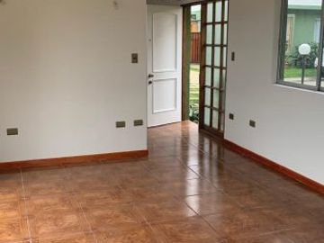 Linda Casa de dos pisos en Quilpué