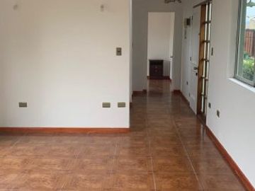 Linda Casa de dos pisos en Quilpué