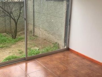 Linda Casa de dos pisos en Quilpué