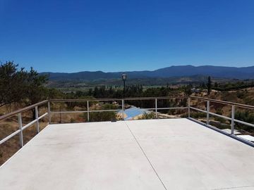 Confortable Casa, amplio terreno 5.200 m2