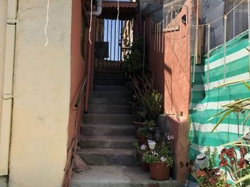 Oportunidad de Inversión, 5 Casas en un mismo terreno, ideal para proyecto hostal - residencial