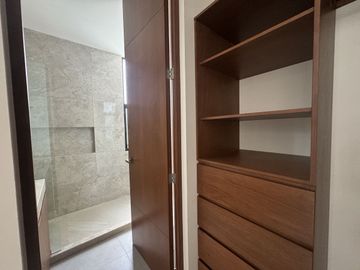 VENTA DE TOWN HOUSE MERIDA DE 3 NIVELES EN TEMOZON NORTE