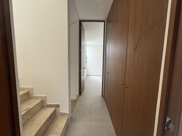 VENTA DE TOWN HOUSE MERIDA DE 3 NIVELES EN TEMOZON NORTE