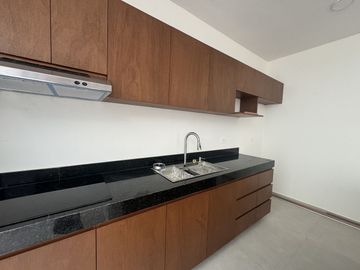 VENTA DE TOWN HOUSE MERIDA DE 3 NIVELES EN TEMOZON NORTE