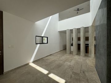 ESPECTACULAR CASA EN VENTA EN PRIVADA TAMORA EN CONKAL MÉRIDA