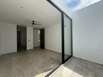 ESPECTACULAR CASA EN VENTA EN PRIVADA TAMORA EN CONKAL MÉRIDA