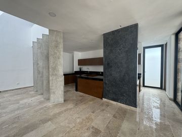 ESPECTACULAR CASA EN VENTA EN PRIVADA TAMORA EN CONKAL MÉRIDA