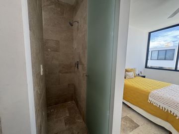 ESPECTACULAR CASA EN VENTA EN PRIVADA TAMORA EN CONKAL MÉRIDA